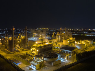 Fototapeta na wymiar Aerial view Power plants, petrochemical plants At night.