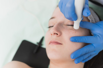 Fototapeta premium Plexr method for hooded eyes