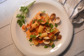 pasta con vongole piatto tipico italiano cibo di mare