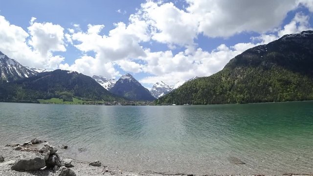 lake in mountains achensee austria tyrol (scale_SL_clean_straight_hdr)