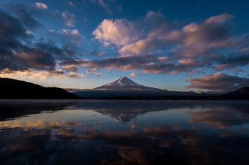 Fototapeta na wymiar Mount Fuji reflected in Lake Kawaguchiko