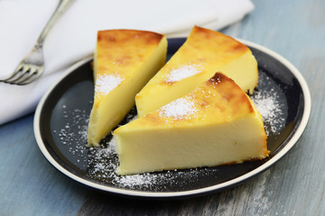 Käsekuchen Teller