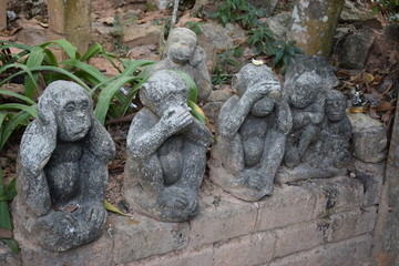 Mizaru, Kikazaru, Iwazaru, trzy małpy