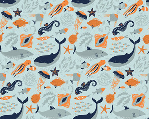 Vector seamless pattern with fish and sea animals.