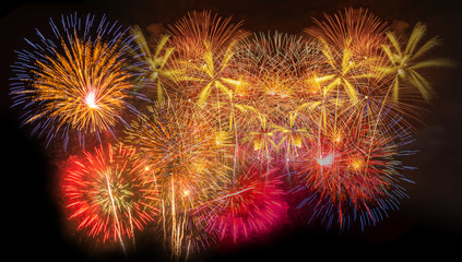 Fototapeta premium Beautiful sparkle light up on the sky from fireworks at night