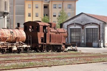 Fototapeta na wymiar Scalo ferroviario