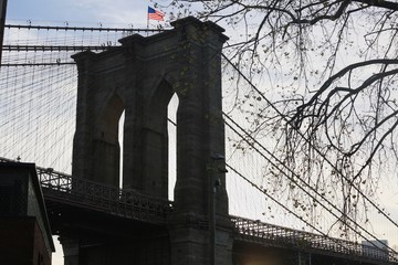brooklyn bridge in new york