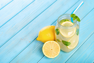lemonade in mason jar