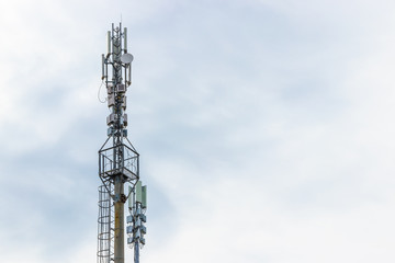 Base station network operator. 5G. 4G, 3G mobile technologies.