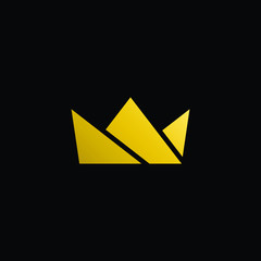 Obraz premium Simple Modern Royal Crown Icon Logo Symbols for Luxury Badges Card Invitations Decoration Element