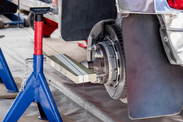 Repair and adjustment of the undercarriage of the car.