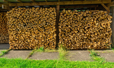 Holzstapel Seite