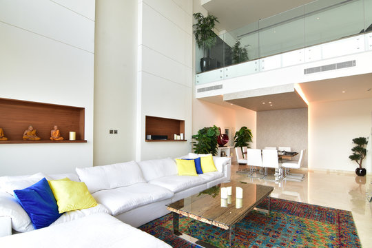 Elegant Apartment in Dubai