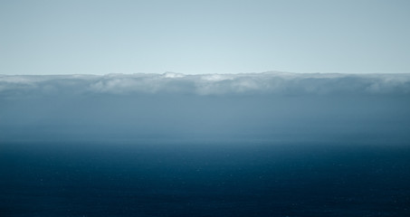cloudy horizon 