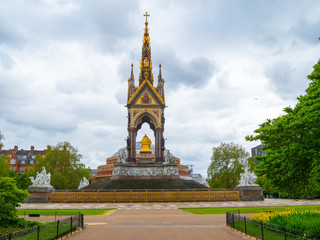 Albert Memorial in London's Hyde Park. Prince Albert Memorial, Gothic Memorial to Prince Albert in...