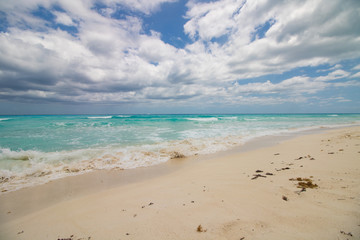 Fototapeta na wymiar Sea and sand texture from Cancun