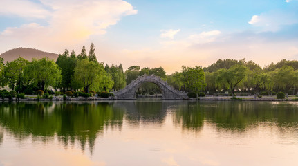 Fototapeta na wymiar Landscape Architecture and Natural Landscape of Yunlong Lake in Xuzhou..