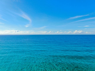 Obraz premium sea and blue sky no people simple background