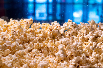 Popcorn in popcorn machine