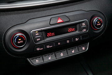 Car media control knob with function buttons, player, radio in car