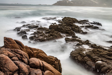 Obraz premium rocks and waves