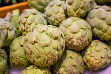 Obraz premium Several units of artichokes