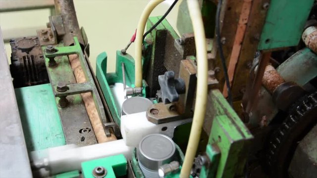 Cork factory, Portugal
Cutting, boiling, machines... all process