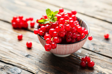 Fresh Red currant with mint