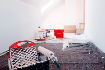 zimmer beim renovieren