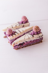 raspberry vegan raw cheesecake