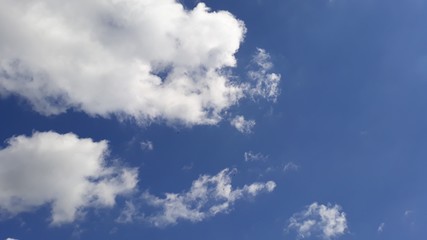 Obraz premium blue sky with white clouds