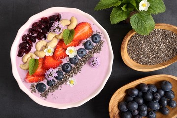 Blueberry strawberry smoothie bowl.
