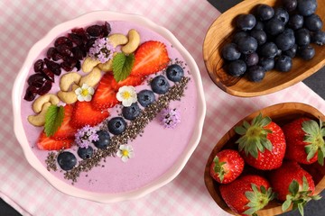 Blueberry strawberry smoothie bowl.