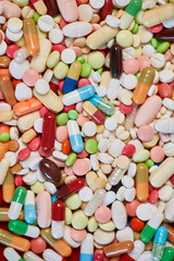 Fototapeta na wymiar Auswahl an Medikamenten als Hintergrund