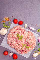 Raw minced pork.