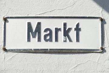 Straßenschild  Markt