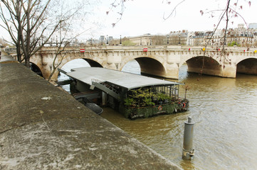 Romantic Paris bridge - 270050223