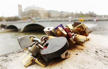 Romantic Paris bridge - 270050485