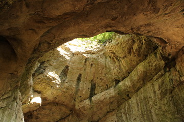 Szelim cave, Tatabánya