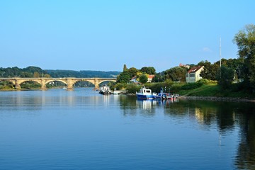 Fototapeta na wymiar Germany-view of the bridge in Pirna