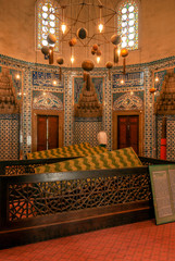 Fototapeta premium Istanbul, Turkey, 4 May 2006: Tombs of the sleeping sultans, Tomb of Hurrem Sultan 1558, Architect Sinan, Eminonu.