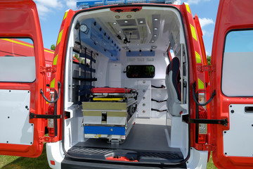 intérieur d'ambulance