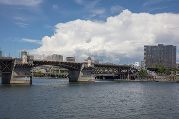 Fototapeta premium Morrison bridge in Portland