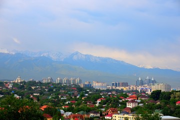 Obraz premium Panoramic view of Almaty city
