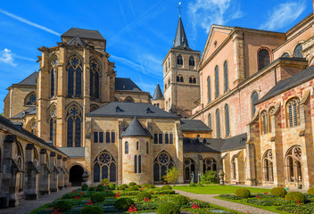 St Peter Cathedral, Trier, Germany - obrazy, fototapety, plakaty