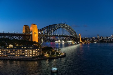 Obraz na płótnie Canvas Sydney bridge