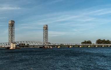 Obraz premium Helen Madere Memorial Bridge, Rio Vista, California