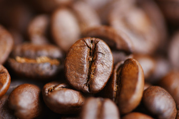 Roasted coffee beans texture background - Group of close up coffee beans macro
