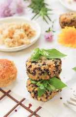 Quinoa Burger Bratling Vegan 