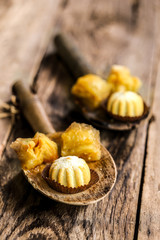 assortiment de pâtisseri du maghreb
